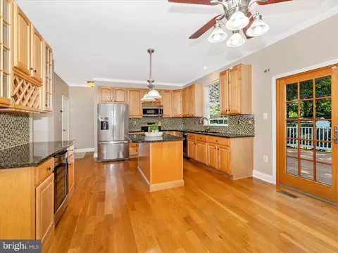 4808 Clarendon Dr, Frederick, MD 21703 photo 12
