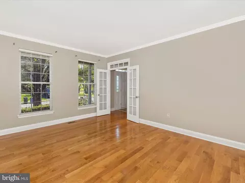 4808 Clarendon Dr, Frederick, MD 21703 photo 6