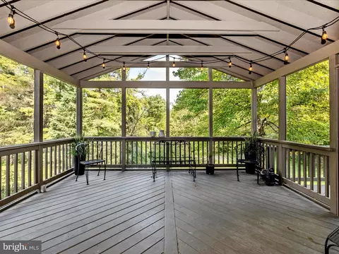 6123 Fieldcrest Dr, Frederick, MD 21701 photo 21