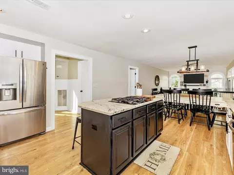 6123 Fieldcrest Dr, Frederick, MD 21701 photo 18
