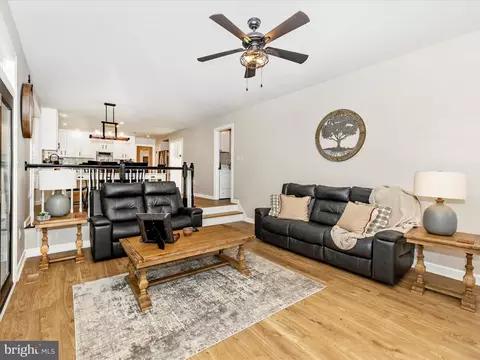 6123 Fieldcrest Dr, Frederick, MD 21701 photo 23