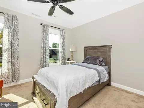 6123 Fieldcrest Dr, Frederick, MD 21701 photo 33