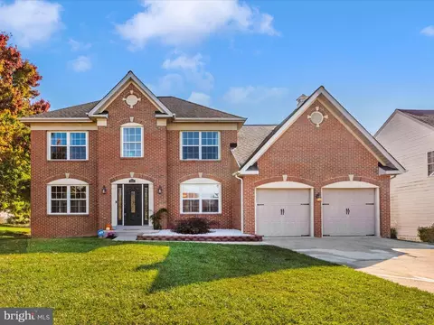 5321 Kingsbrook Dr, Frederick, MD 21703
