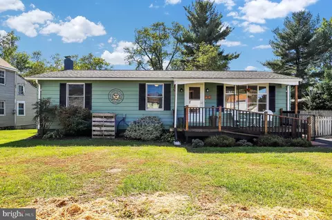 8 Liberty St, Walkersville, MD 21793
