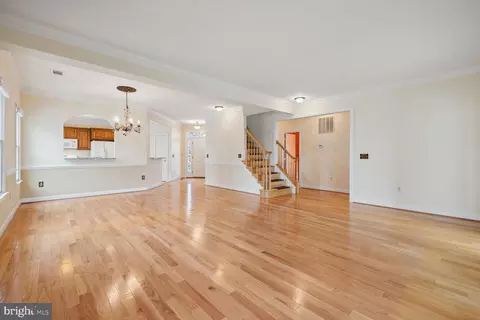 5 Everhart Ln, Middletown, MD 21769 photo 2