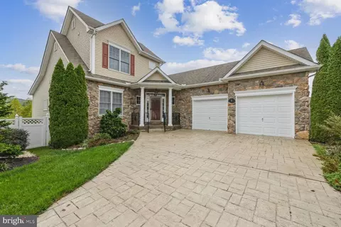 5 Everhart Ln, Middletown, MD 21769