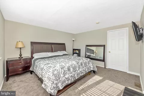 Bedroom - 1784 Springfield Ln, Frederick, MD 21702 photo 2 of 4