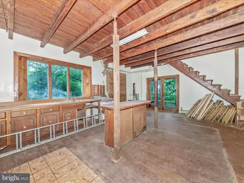 6753 D Dickerson Rd, Dickerson, MD 20842