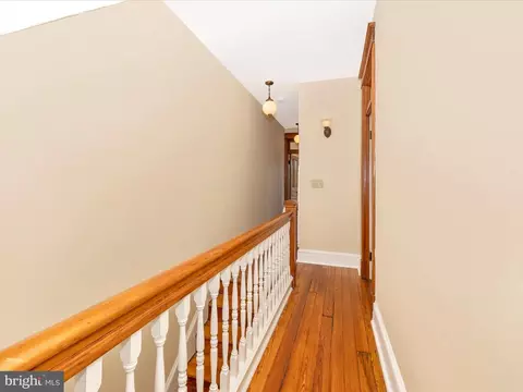 Entry Way - 226 Dill Ave, Frederick, MD 21701 photo 8 of 9