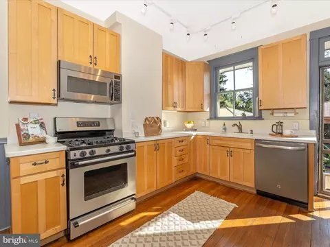 Kitchen - 226 Dill Ave, Frederick, MD 21701 photo 3 of 6