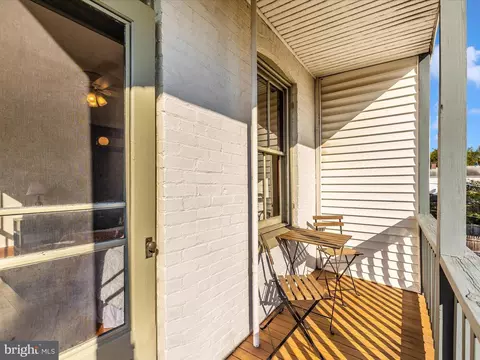 Exterior - 226 Dill Ave, Frederick, MD 21701 photo 7 of 14