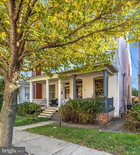 Exterior - 226 Dill Ave, Frederick, MD 21701 photo 2 of 14