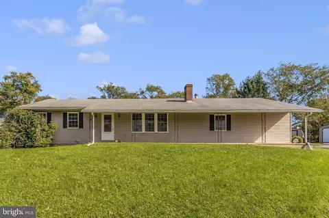 8505 Chestnut Grove Rd, Frederick, MD 21701