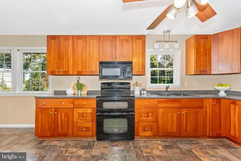 8505 Chestnut Grove Rd, Frederick, MD 21701 photo 12