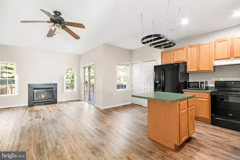 Living - 1507 S Rambling Way S, Frederick, MD 21701 photo 6 of 14
