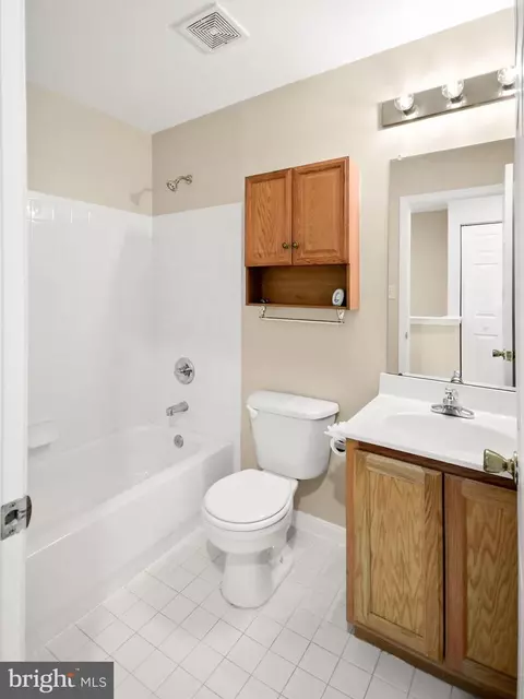 Bath - 1507 S Rambling Way S, Frederick, MD 21701 photo 2 of 3