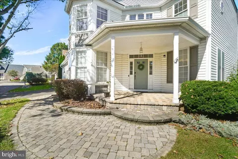 Exterior - 2611 Bear Den Rd, Frederick, MD 21701 photo 3 of 5