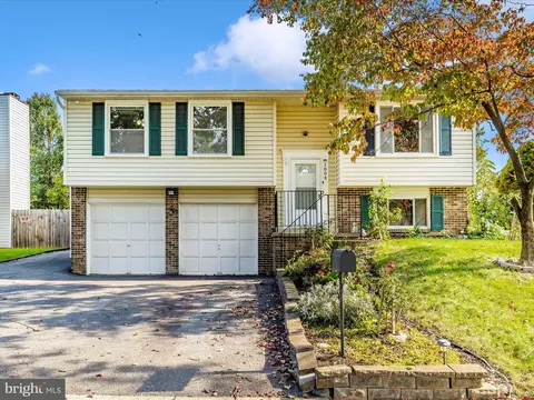 1804 Rocky Glen Dr, Frederick, MD 21702