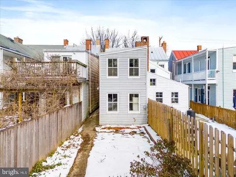 Exterior - 116 W Fourth St, Frederick, MD 21701 photo 5 of 8