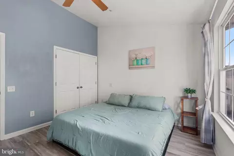 Bedroom - 7112 Collinsworth Pl, Frederick, MD 21703 photo 2 of 8