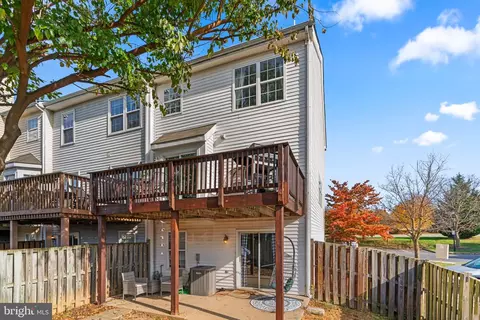 Exterior - 7112 Collinsworth Pl, Frederick, MD 21703 photo 8 of 8