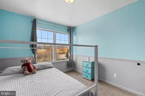 Bedroom - 7112 Collinsworth Pl, Frederick, MD 21703 photo 4 of 8