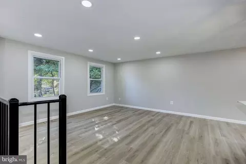 Living - 1377 Rollinghouse Dr, Frederick, MD 21703 photo 2 of 8