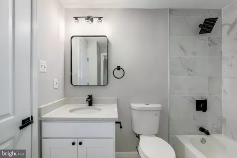Bath - 1377 Rollinghouse Dr, Frederick, MD 21703 photo 1 of 3