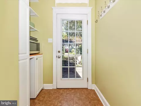 Entry Way - 209 W South St, Frederick, MD 21701 photo 1 of 1