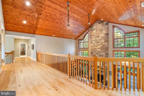 Entry Way - 4507 Shaff Ln, Frederick, MD 21703 photo 5 of 13