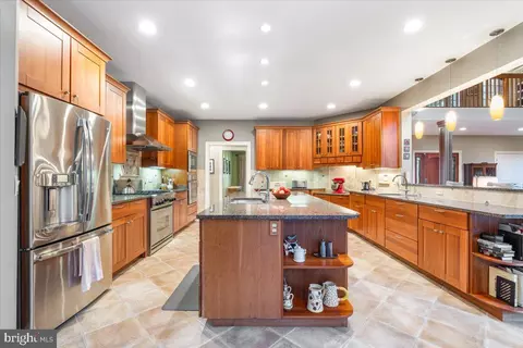 Kitchen - 4507 Shaff Ln, Frederick, MD 21703 photo 2 of 6