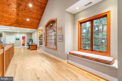 Entry Way - 4507 Shaff Ln, Frederick, MD 21703 photo 6 of 13
