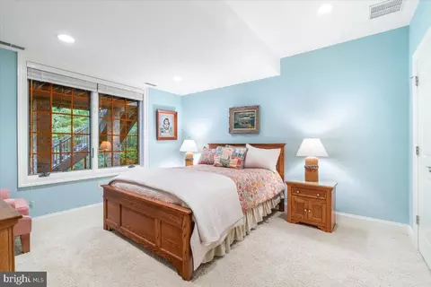 Bedroom - 4507 Shaff Ln, Frederick, MD 21703 photo 8 of 9