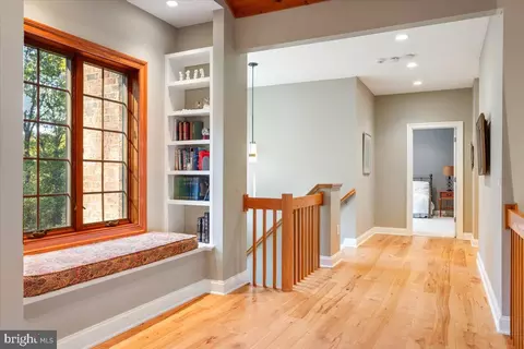 Entry Way - 4507 Shaff Ln, Frederick, MD 21703 photo 4 of 13