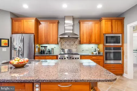 Kitchen - 4507 Shaff Ln, Frederick, MD 21703 photo 3 of 6