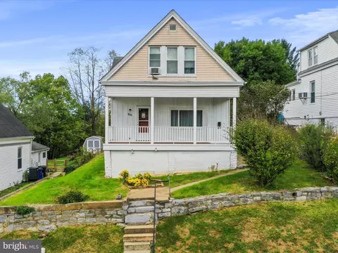 105 6th Ave, Brunswick, MD 21716