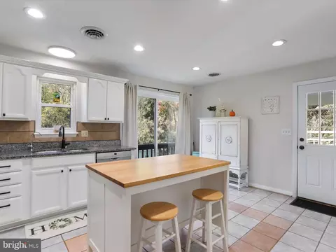 Kitchen - 7726 Bridle Path Cir, Frederick, MD 21701 photo 1 of 6