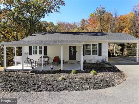 7726 Bridle Path Cir, Frederick, MD 21701