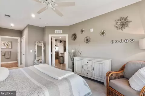 3272 Pine Needle Cir #301, Frederick, MD 21704 photo 19
