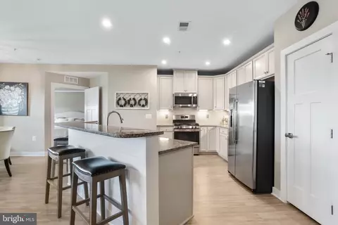 3272 Pine Needle Cir #301, Frederick, MD 21704 photo 13