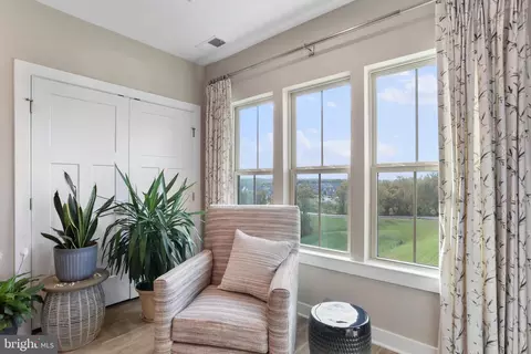 3272 Pine Needle Cir #301, Frederick, MD 21704 photo 9