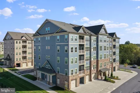 3272 Pine Needle Cir #301, Frederick, MD 21704 photo 3