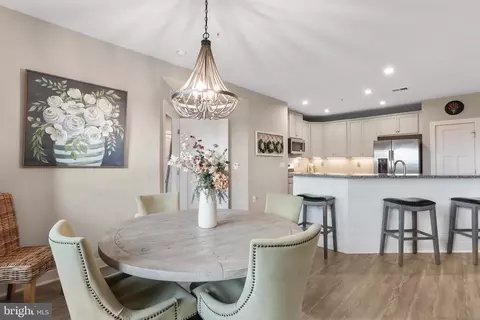 3272 Pine Needle Cir #301, Frederick, MD 21704 photo 10