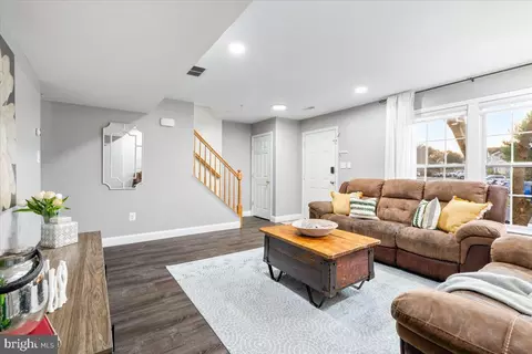 563 Primus Ct, Frederick, MD 21703 photo 4
