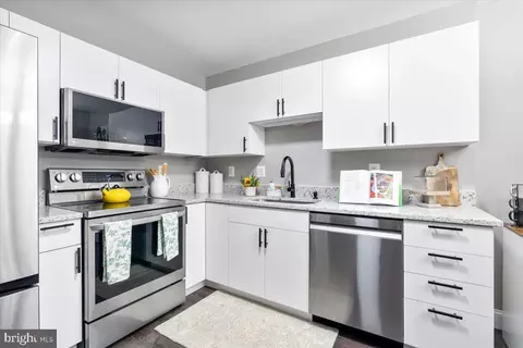 563 Primus Ct, Frederick, MD 21703 photo 6