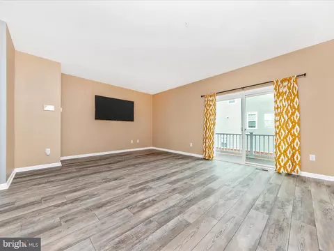 Living - 6902 Representation Ln, Frederick, MD 21703 photo 3 of 4
