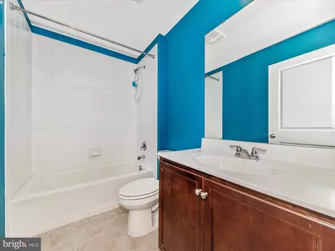 Bath - 6902 Representation Ln, Frederick, MD 21703 photo 3 of 4