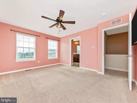 Bedroom - 6902 Representation Ln, Frederick, MD 21703 photo 3 of 7