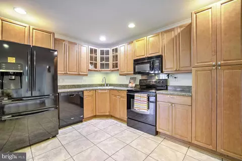 Kitchen - 6092 Quartz Cir, Frederick, MD 21702 photo 2 of 3