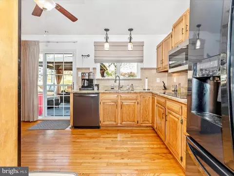 8005 Dustin Dr, Frederick, MD 21701 photo 12